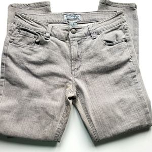 Junior's jeans